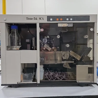 Tissue-Tek SCA Coverslipper With Fume Extraction System